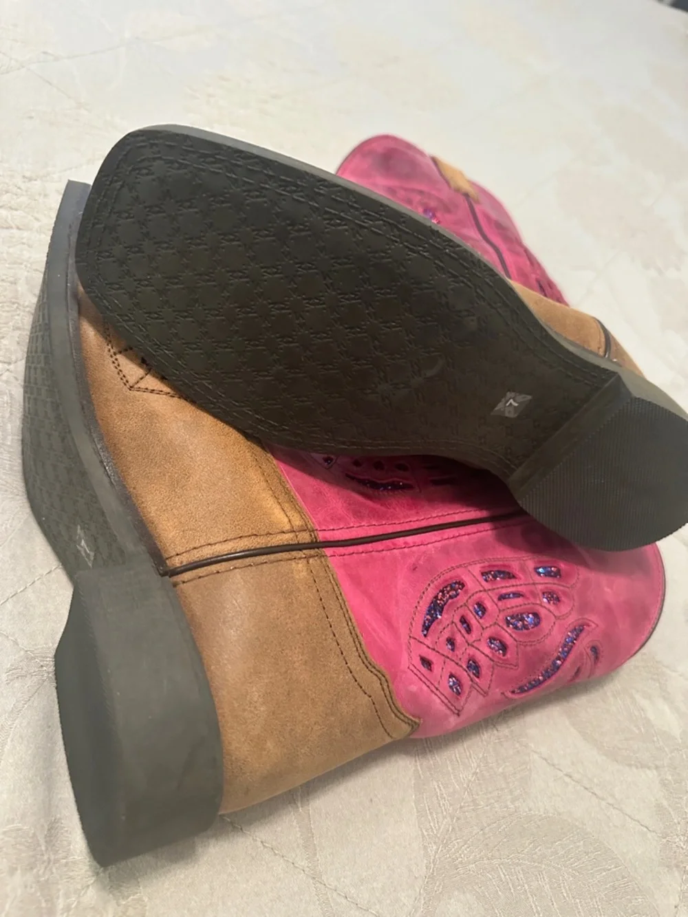 Shyanne Two-Tone Tan and Pink Western Heeled Boots - Picture 3 of 4